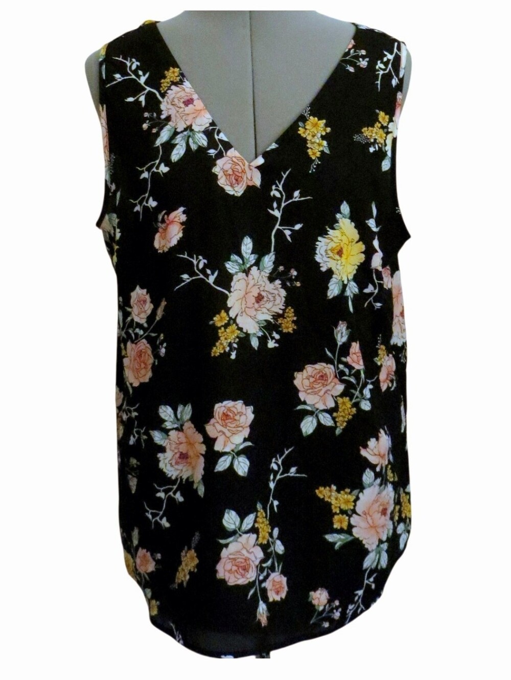 Maurices Black Floral Bar Back V Neck Sleeveless Tank Top Size Large New
